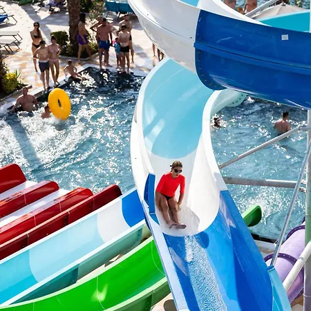 Fafa Aqua Palace & Hotel 5*
