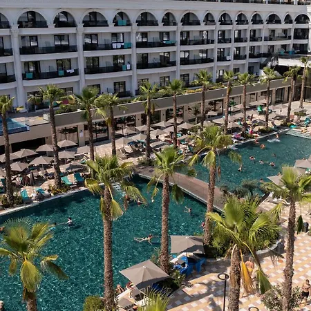 Fafa Aqua Palace & Hotel